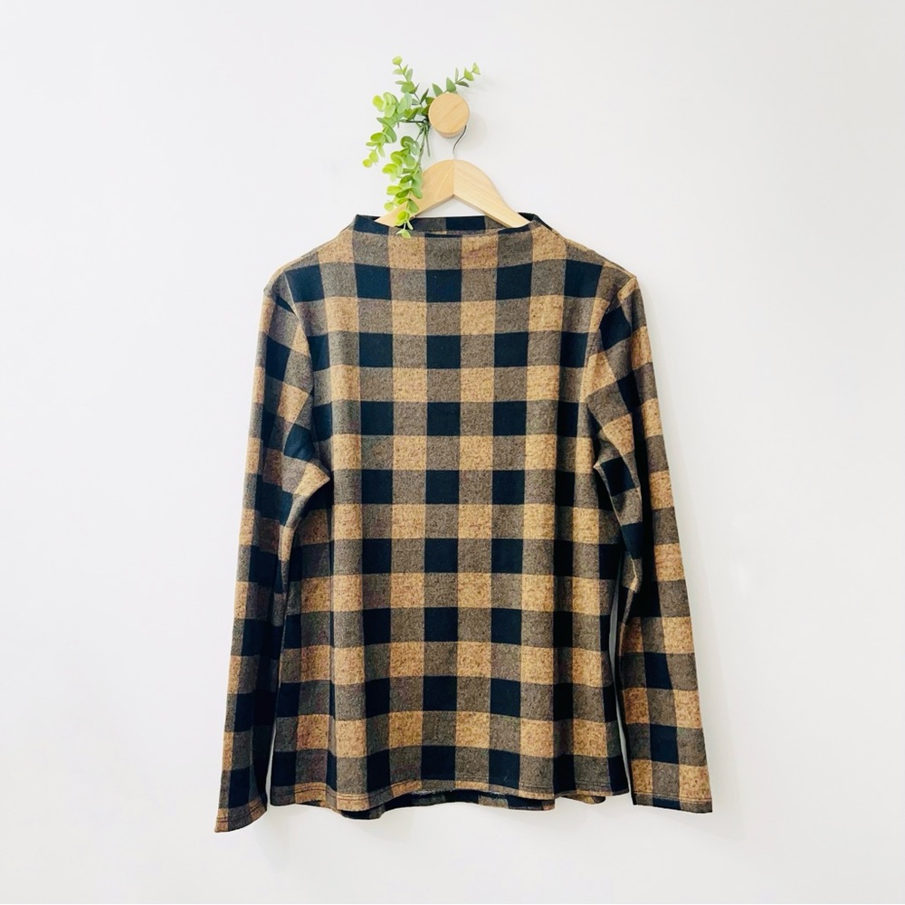 Beach Lunch Lounge Brown Black Plaid Soft Sweater
